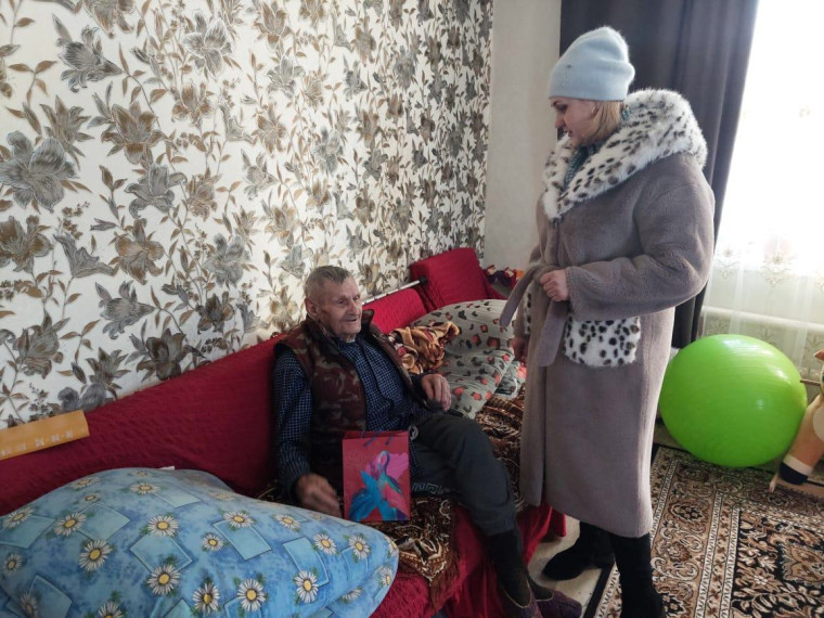 Акция "Поздравление ветерана".